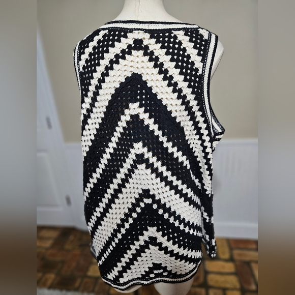 Nicole Miller Crochet Knit Tank Top, Size 2X - Picture 3 of 4
